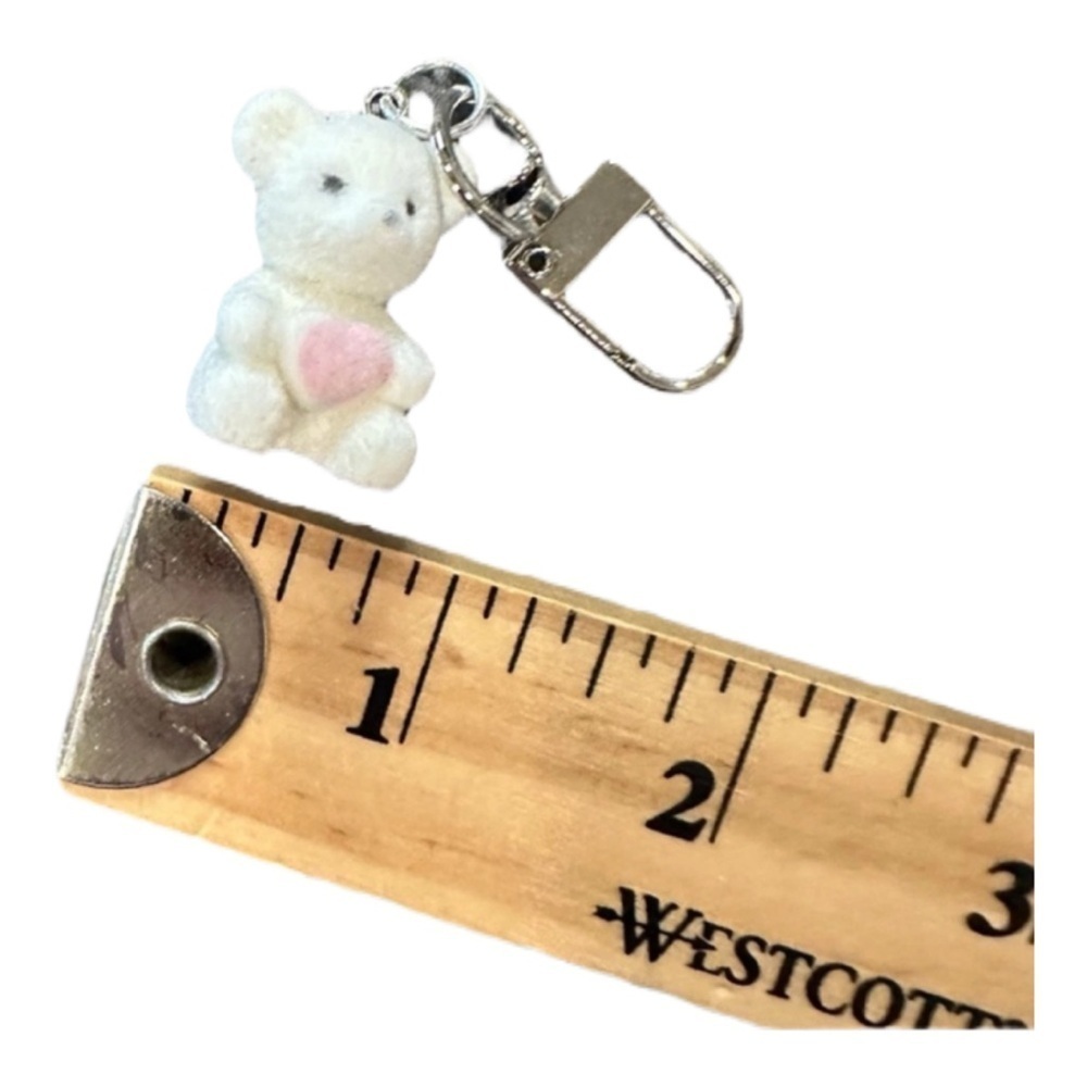 Fuzzy Teddy Bear Bag Charm White Flocked Clip Dangle Backpack Heart Charms - Picture 4 of 4